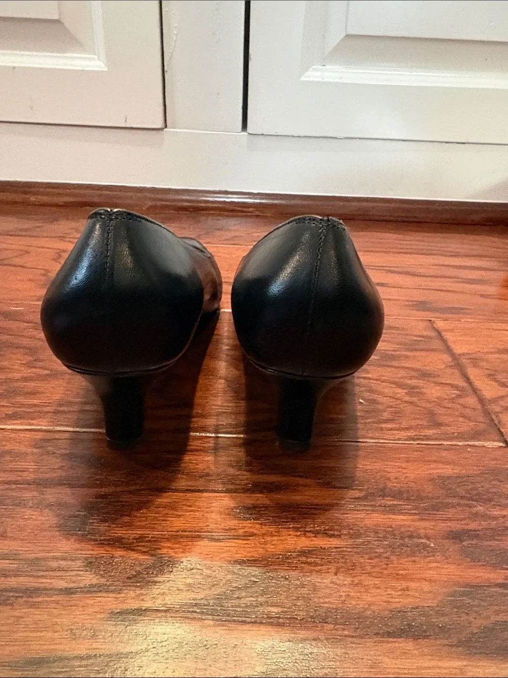 Salvatore Ferragamo Black Leather Pointed Toe Pumps (brand new)